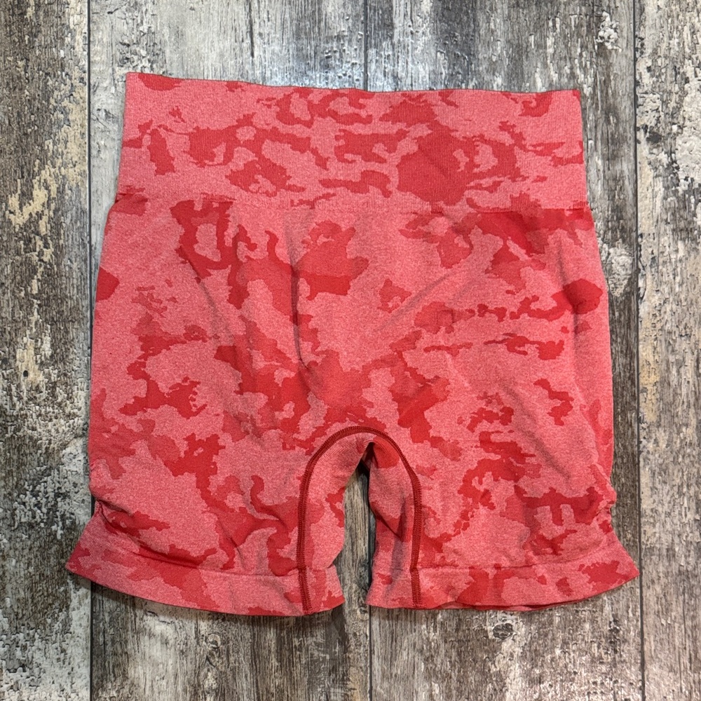 Women Red Camo Shorts